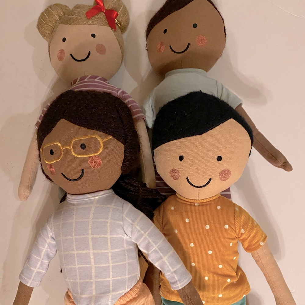 4 Multiracial dolls